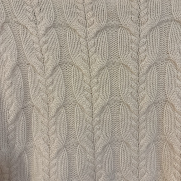 Tahari 2ply cashmere Women's Cream Cable Knit Sweater - Picture 6 of 7
